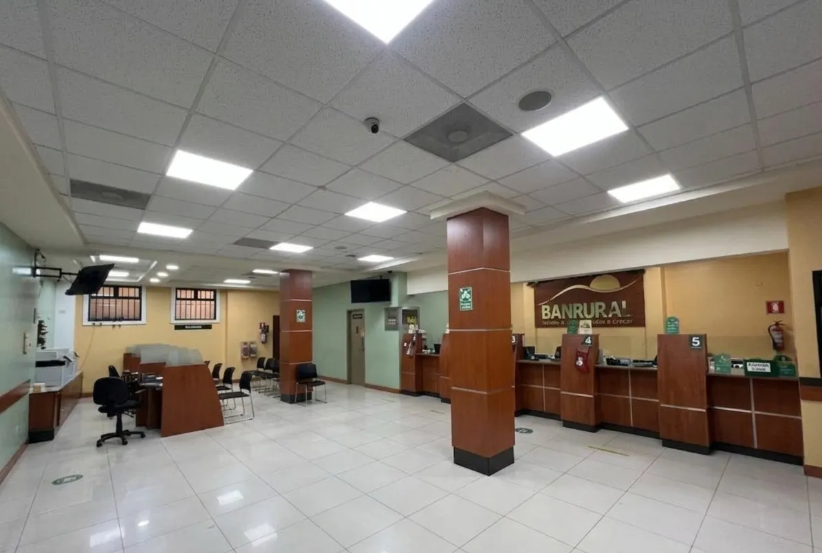 Agencia Banrural remodelada